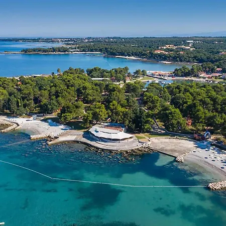 Beautiful Apartment In Umag Apartamento