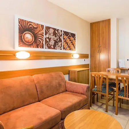 Beautiful Apartment In Umag *